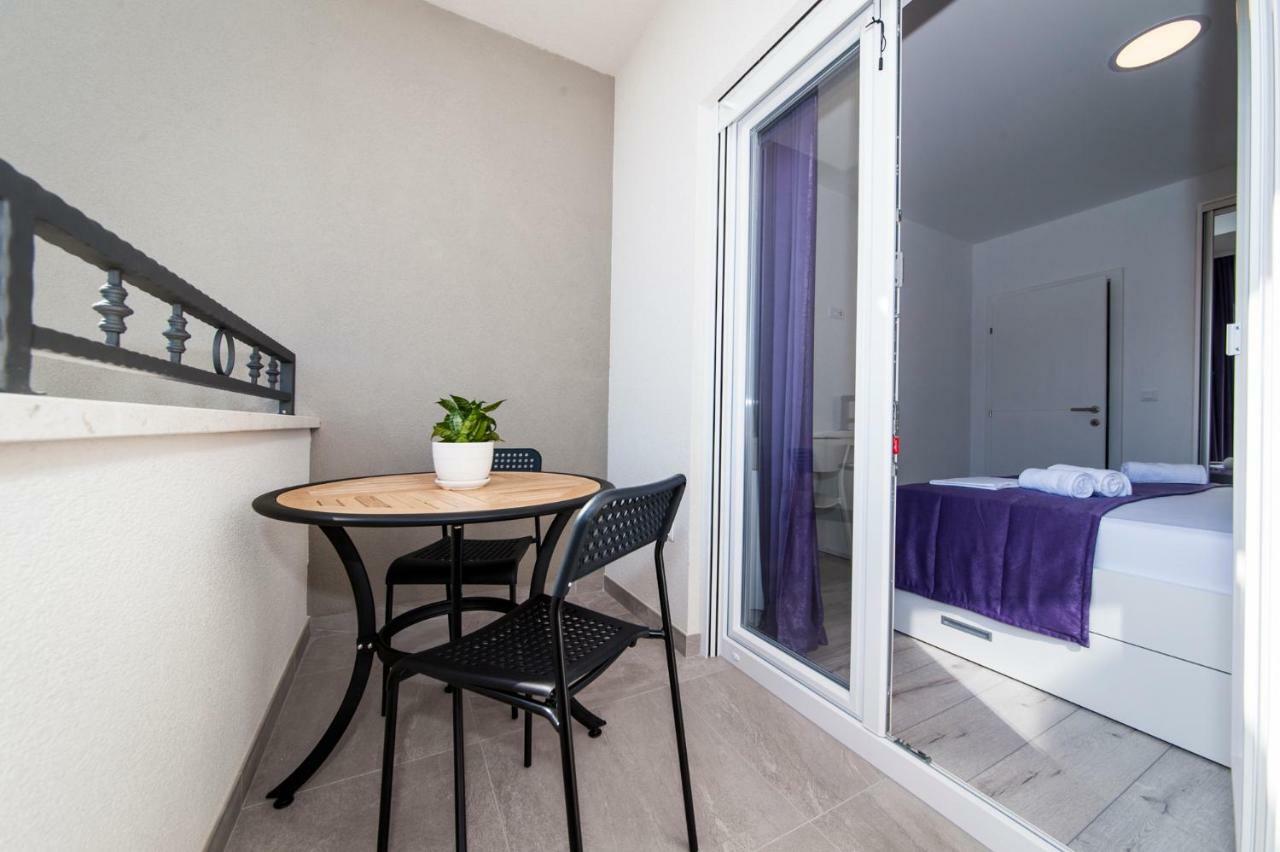 Apartmani Spiline - Mia Baška Voda Eksteriør bilde